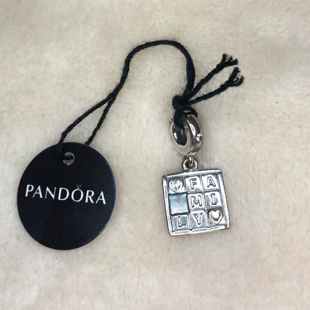 Family Pandora charm